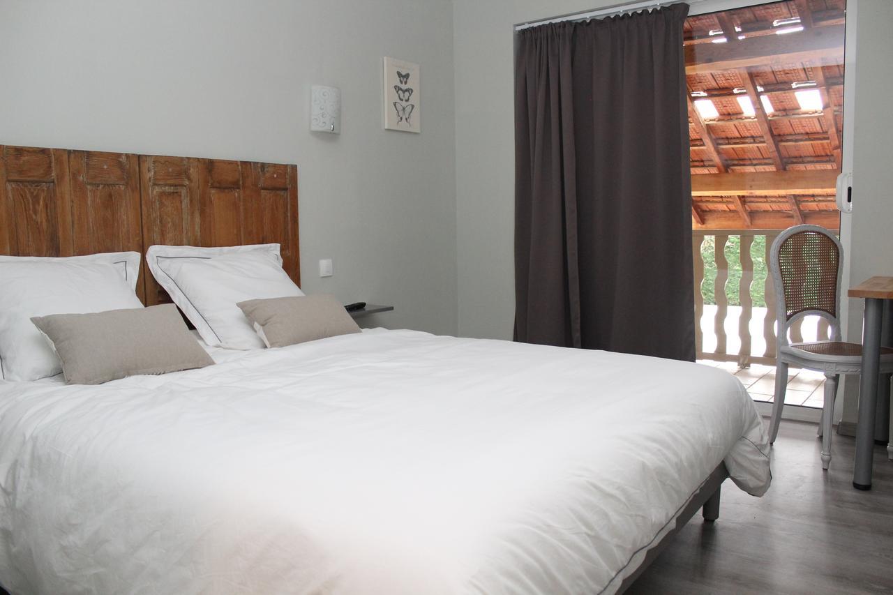 Sous Le Figuier Bed & Breakfast Saint-Siméon-de-Bressieux Eksteriør bilde